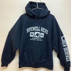 Canadian tourism: HOPEWELL ROCKS, New Brunswick sweatshirt..great shape, L size